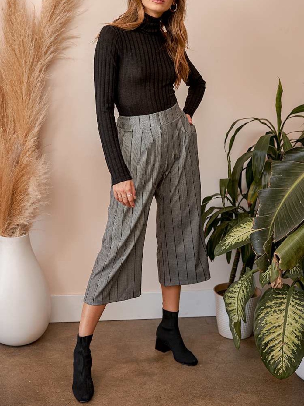 NWT Lulus Ready for Everything Grey Striped Culotte Pants